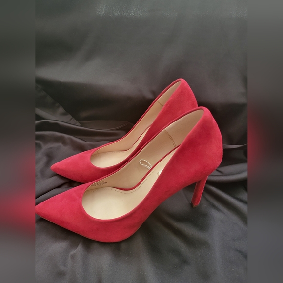 NWOT H&M Red Suede High Heels - Picture 7 of 16